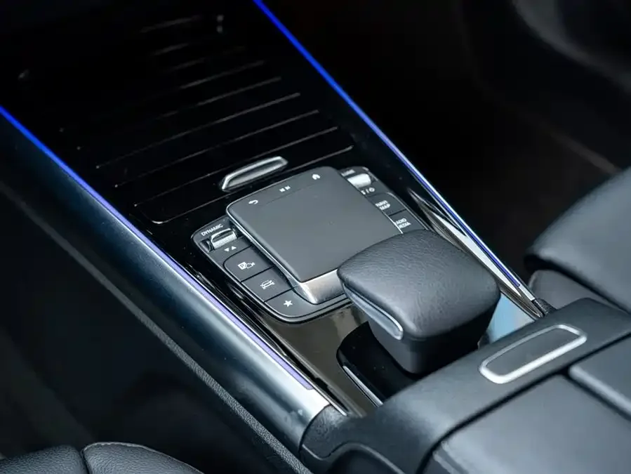 Mercedes-Benz GLA Mercedes-Benz GLA 2024 GLA 220 2024 — миниатюра 3