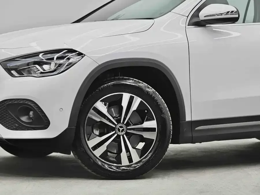 Mercedes-Benz GLA Mercedes-Benz GLA 2023 GLA 220 2023 — миниатюра 2