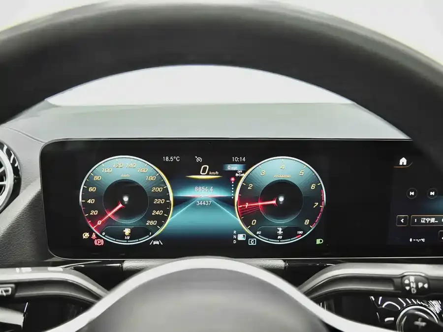 Mercedes-Benz GLA Mercedes-Benz GLA 2023 GLA 220 2023 — миниатюра 4