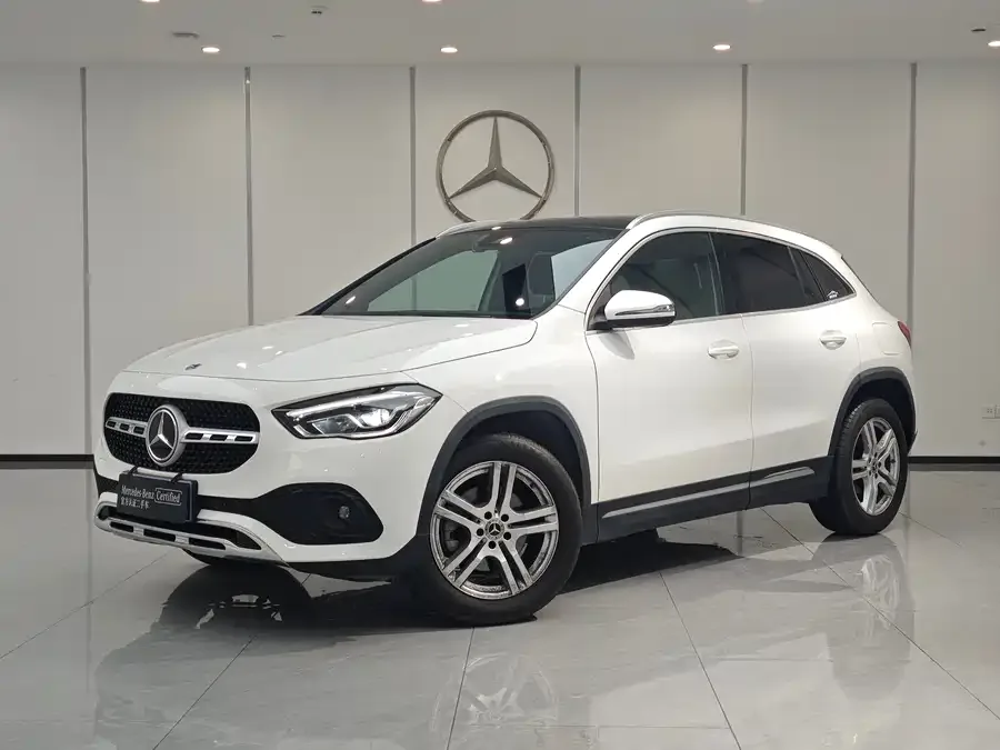 Mercedes-Benz GLA Mercedes-Benz GLA 2023 GLA 200 2022 — фото 1, купить с доставкой в Москву