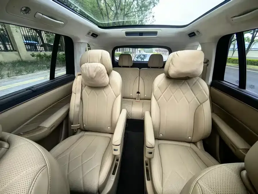 AITO M8 Wenjie M8 2025 Extended Range Ultra Edition 53.4kWh 6-Seat Version (192-line LiDAR) 2025 — миниатюра 5