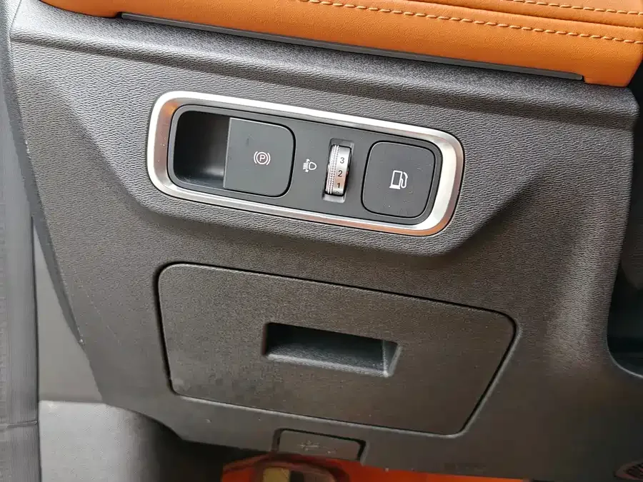 Jetour L7 Jetour Shanhai L7 2024 1.5T 120km MAX 5-seater 2025 — миниатюра 5