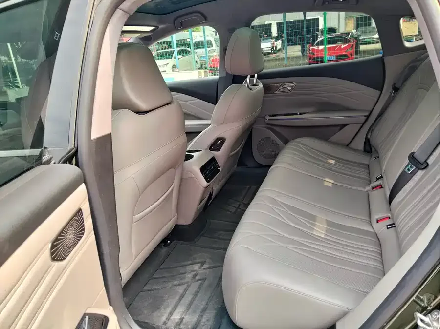 Geely Galaxy Star 8 Galaxy Star 8 2025 130km EM-P Starship Edition 2025 — миниатюра 2