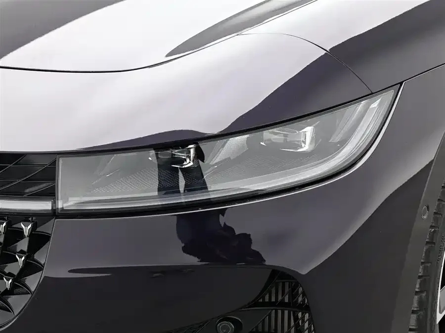 Voyah Lantu light chasing VOYAH 2024 PHEV 4WD Ultra-Long-Range Flagship Edition 2024 — миниатюра 5