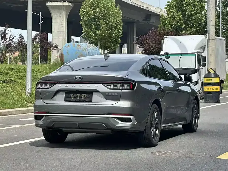 Ford Mondeo Mondeo 2025 2.0T EcoBoost Luxury Edition 2025 — миниатюра 5