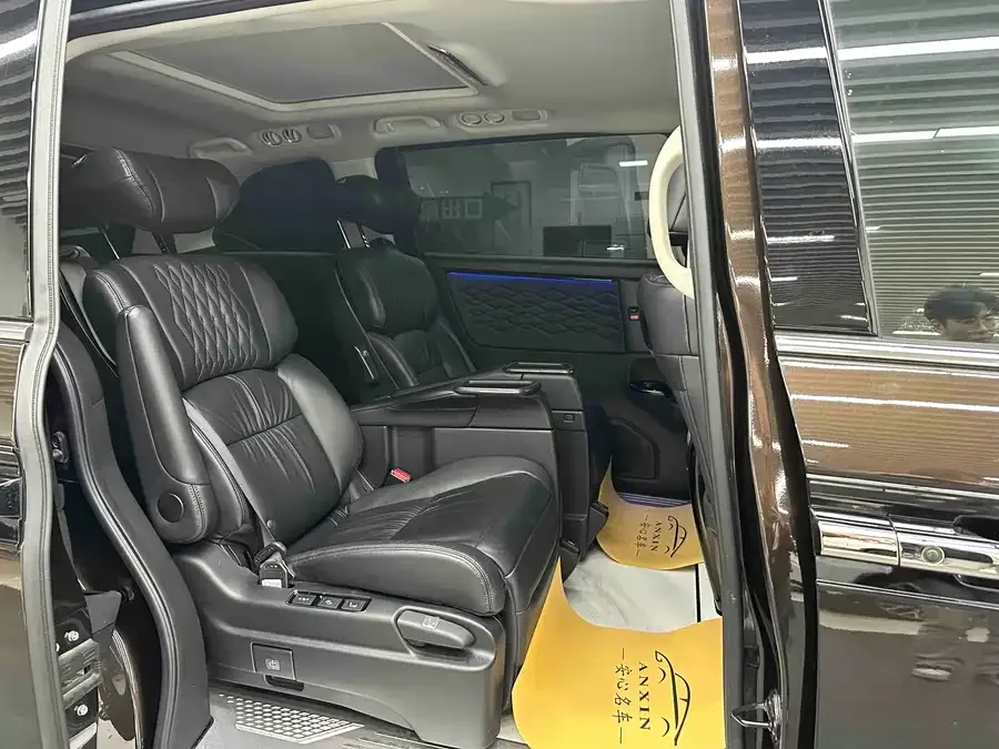 Honda Elysion Elysion 2024 2.0L e:HEV Luxury Edition 2024 — миниатюра 4