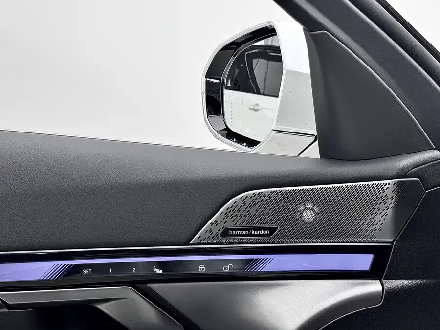 BMW i5 2025 eDrive 40L M Sport Package 2025 — миниатюра 5