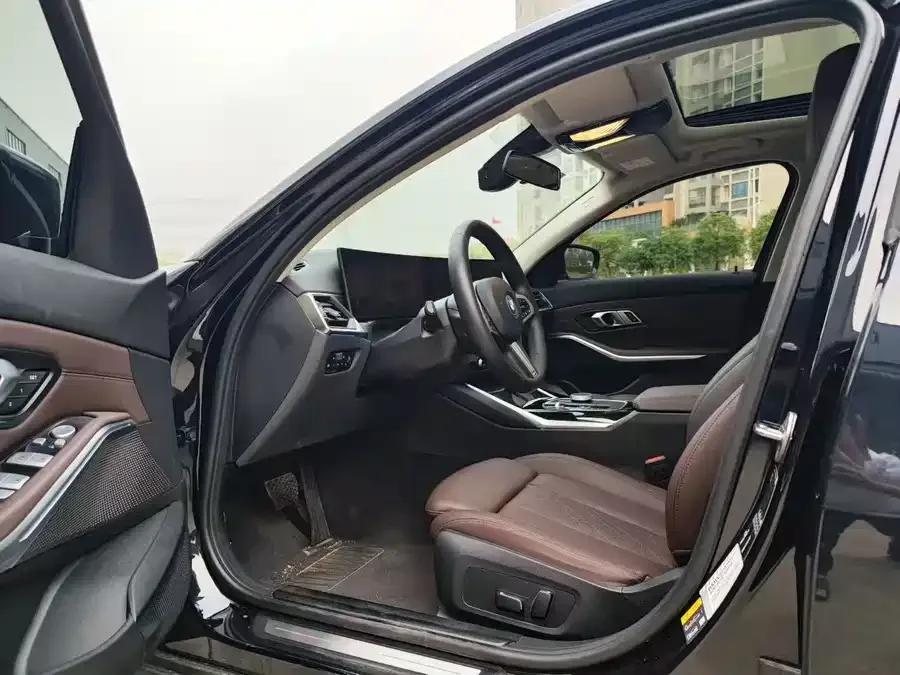 BMW i3 2024 eDrive 35 L 2024 — миниатюра 2