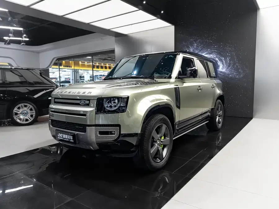 Land Rover guard 2022