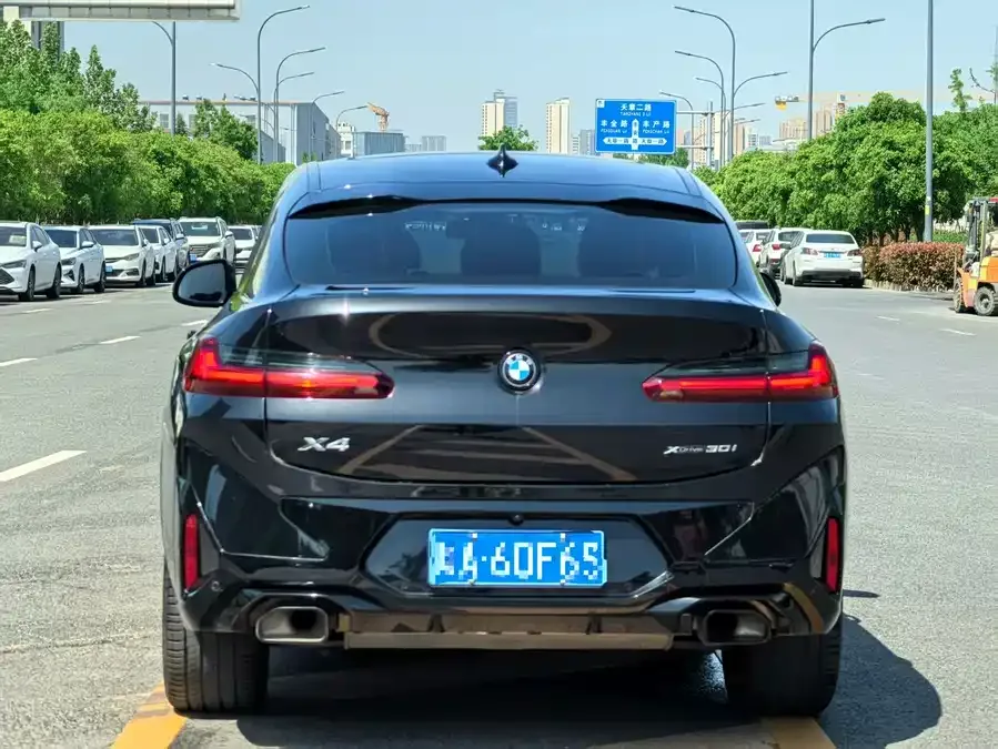 BMW X4 2022 facelift xDrive 30i M Sport Night Edition 2023 — миниатюра 5