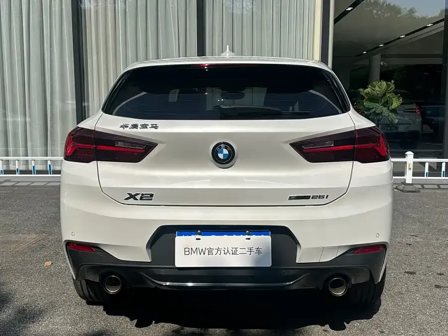 BMW X2 2023 sDrive25i M Sport Night Edition 2023 — миниатюра 2