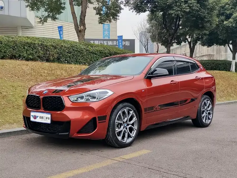 BMW X2 2021 facelift sDrive25i Night Edition 2022 — фото 1, купить с доставкой в Москву