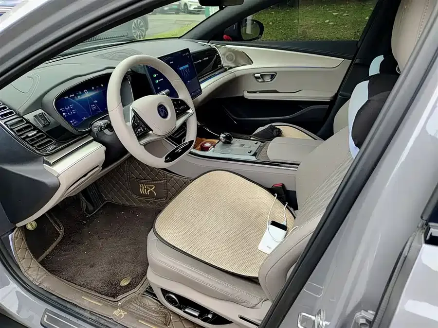 BYD Second-hand Han 2025 DM-i 125KM Elite 2025 — миниатюра 4