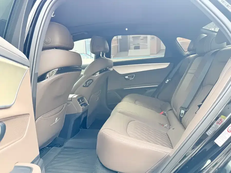 BYD Second-hand Han 2025 DM-i 125KM Elite 2025 — миниатюра 5