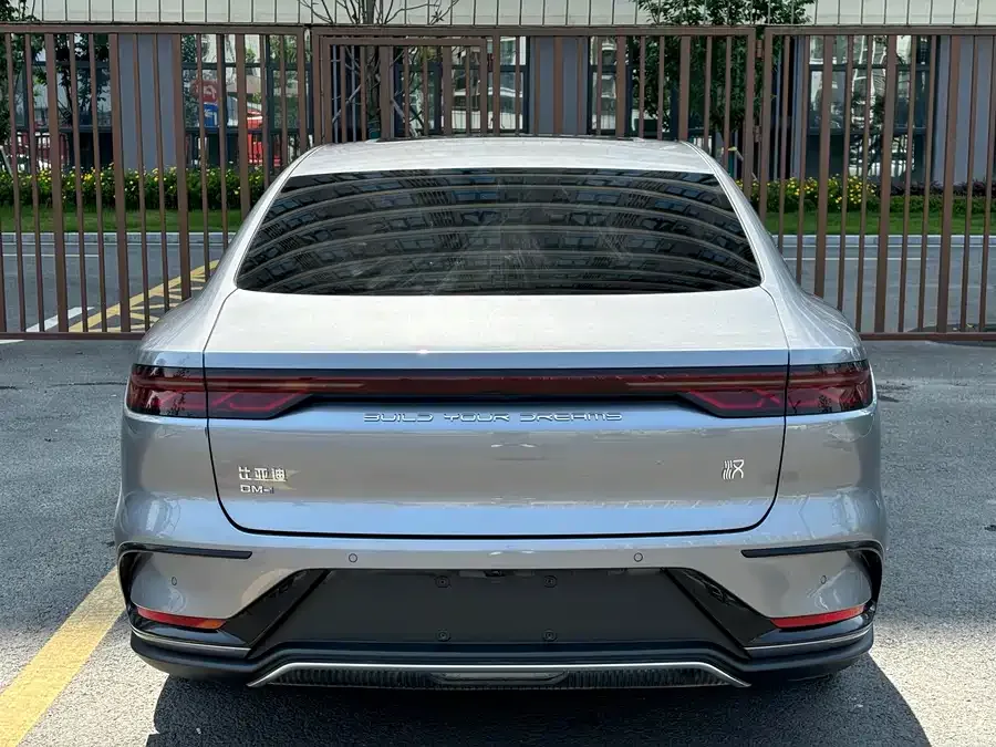 BYD Second-hand Han 2022 DM-i 121KM Premium Edition 2022 — миниатюра 5