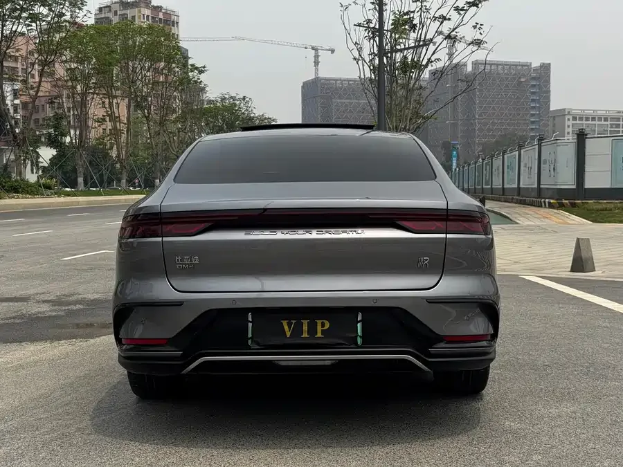 BYD Second-hand Han 2023 DM-i Champion Edition 121KM Premium Edition 2023 — миниатюра 5