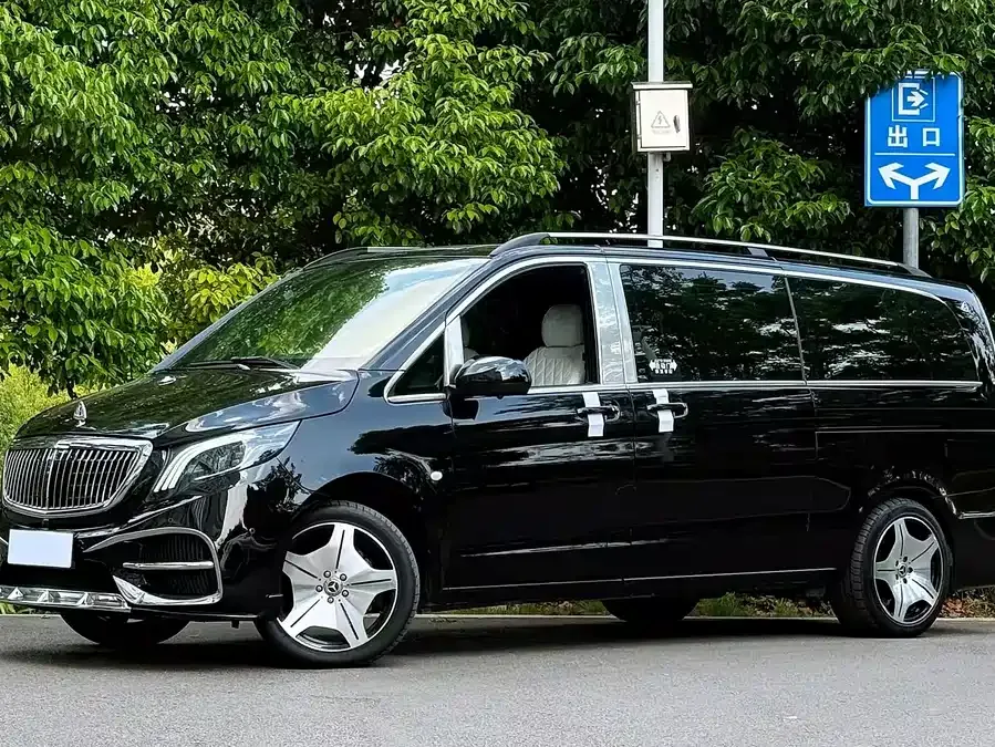 Mercedes-Benz Vito Vito 2021 2.0T Business Edition 7 Seaters 2022 — фото 1, купить с доставкой в Москву