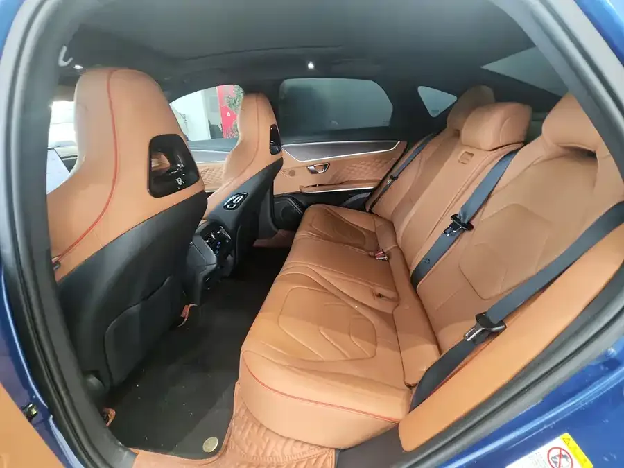 BYD Second-hand Han 2022 EV Genesis Edition 610KM 4WD Premium Edition 2022 — миниатюра 2