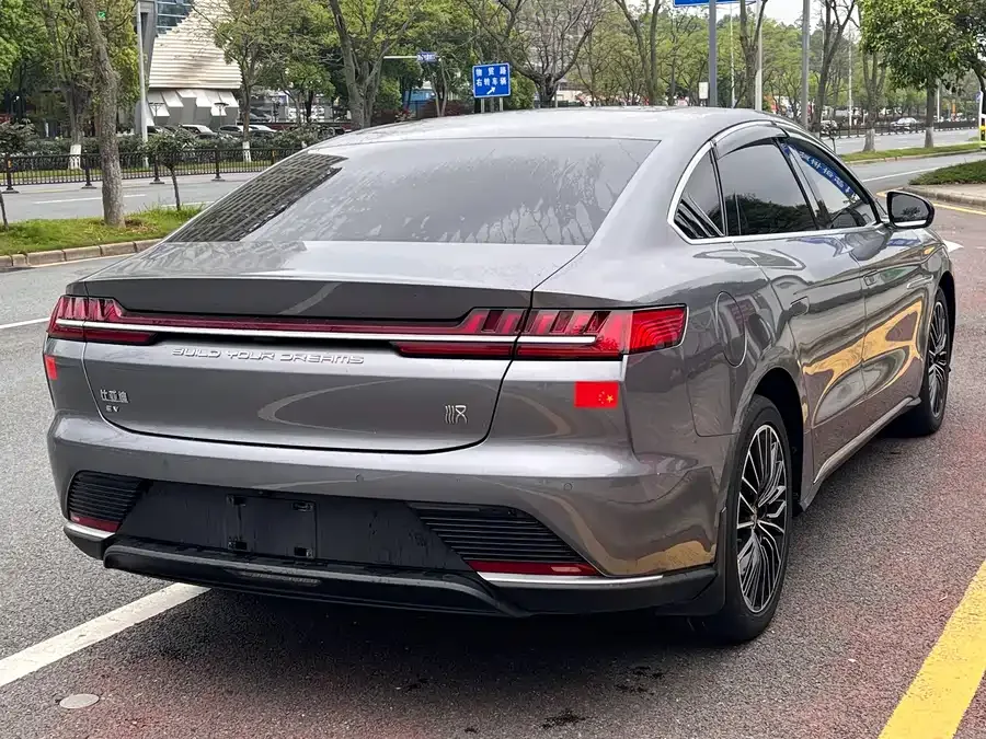 BYD Second-hand Han 2023 EV Champion Edition 506KM Front-wheel Drive Premium 2023 — миниатюра 2