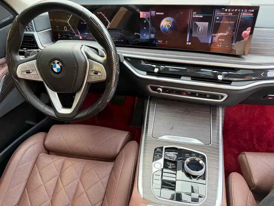 BMW X7 2023 xDrive40i Leading Luxury Package 2023 — миниатюра 2