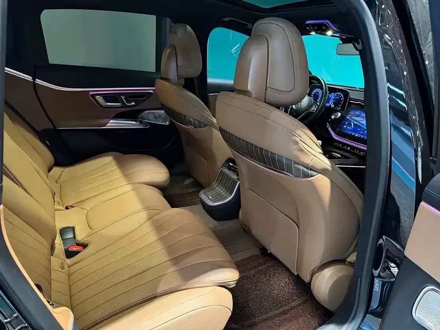 Mercedes-Benz E-Class Mercedes-Benz E-Class 2024 facelift E 300 L stylish sports model 2024 — миниатюра 4
