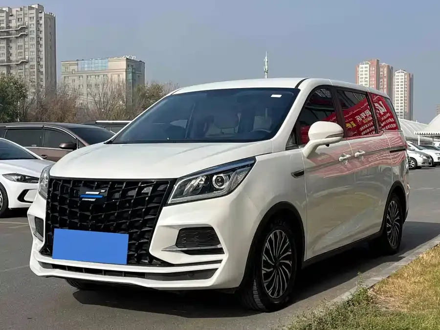 Oshan Kochan Changan Auchan Keshan 2022 1.5T automatic business model 2023 — фото 1, купить с доставкой в Москву
