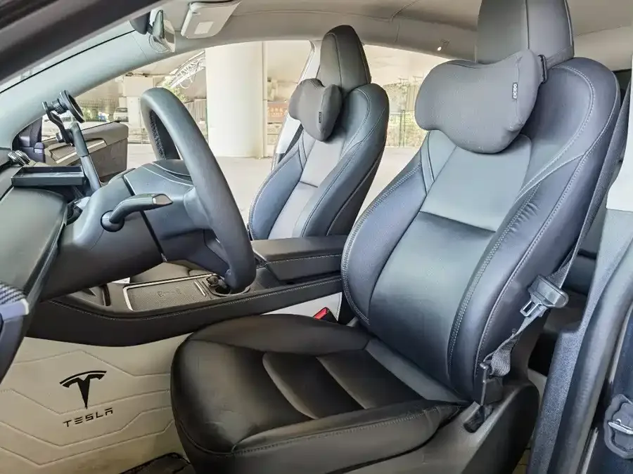 Tesla Model Y Model Y 2024 rear-wheel drive version 2024 — миниатюра 2