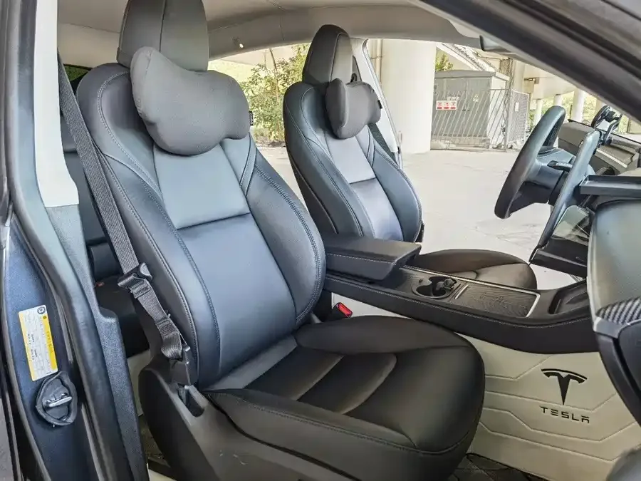 Tesla Model Y Model Y 2024 rear-wheel drive version 2024 — миниатюра 5