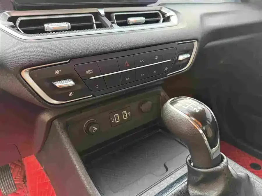 Great Wall gun 2021 2.0T Commercial Edition Manual Diesel Four-wheel Drive Elite Long Box GW4D20M 2022 — миниатюра 2