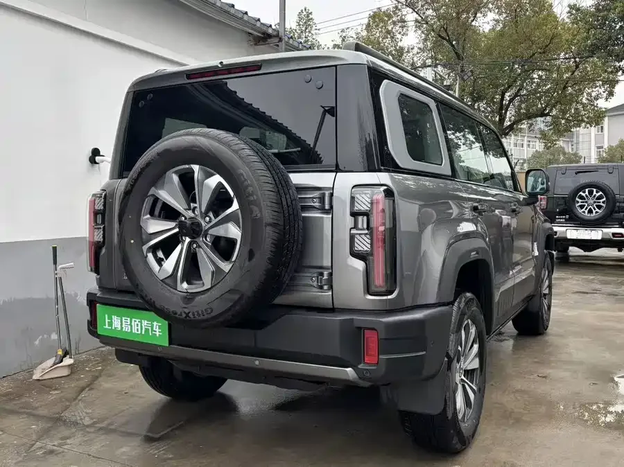 BAIC BJ40 Beijing Off-road BJ40 2024 2.0T New City Hunter Edition Supreme Edition 2026 — миниатюра 3
