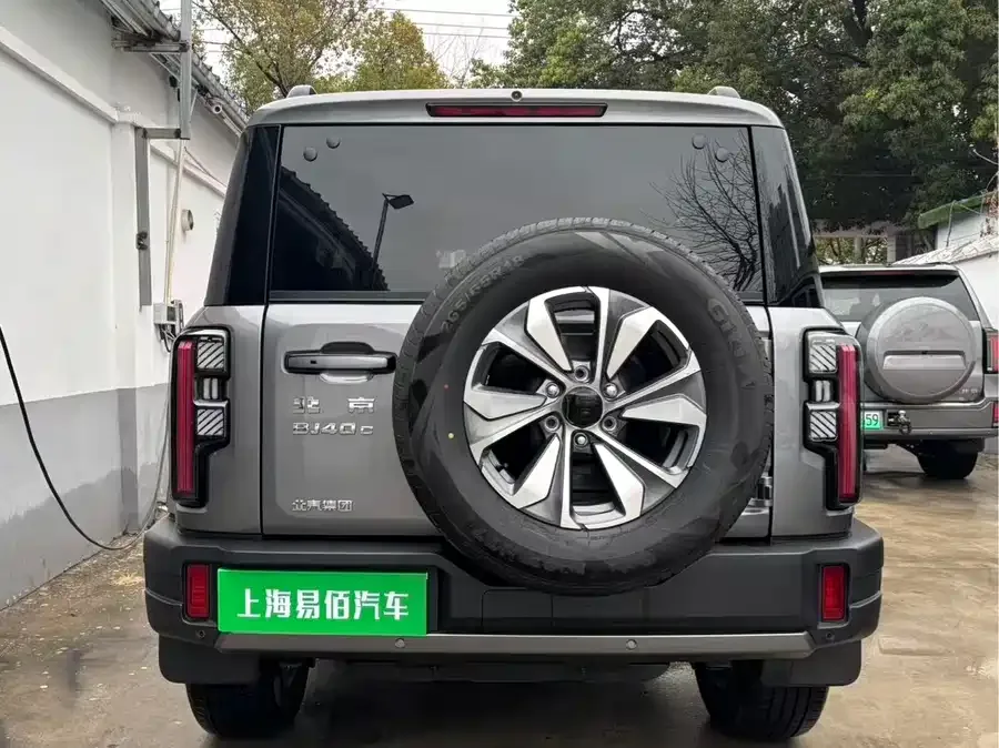 BAIC BJ40 Beijing Off-road BJ40 2024 2.0T New City Hunter Edition Supreme Edition 2026 — миниатюра 5
