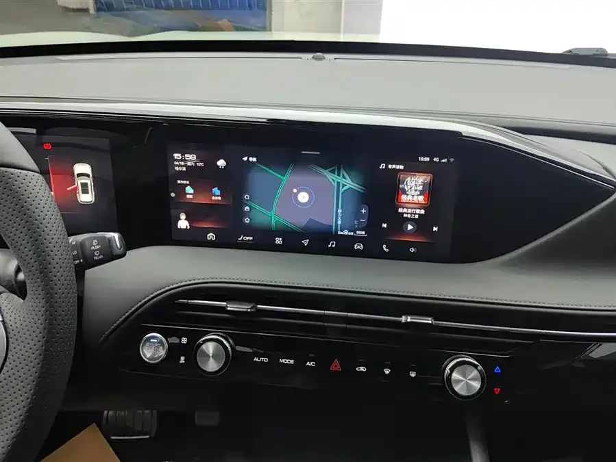 Dongfeng Haoji Haoji 2022 Mach Dual Engine 1.5T MHD Dare to Dream Edition 2022 — миниатюра 4