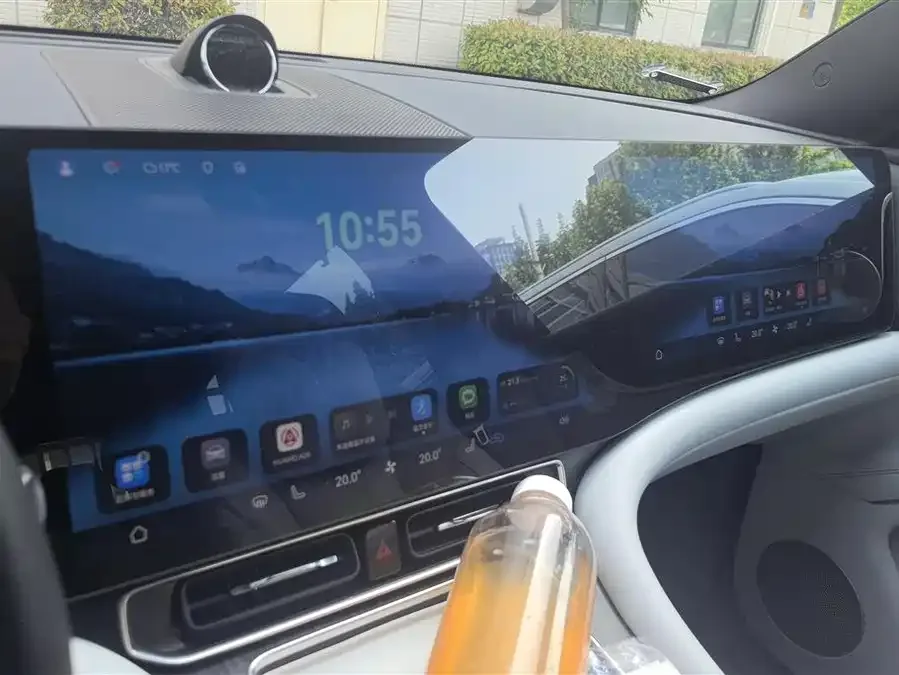 AITO M9 Wenjie M9 2024 Extended Range Max Edition 42kWh 6-seater Edition 2024 — миниатюра 4