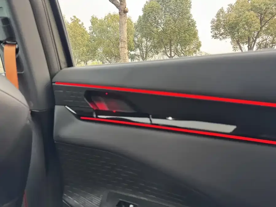 Changan UNI-V Changan UNI-V 2022 1.5T Sports Edition 2023 — миниатюра 4
