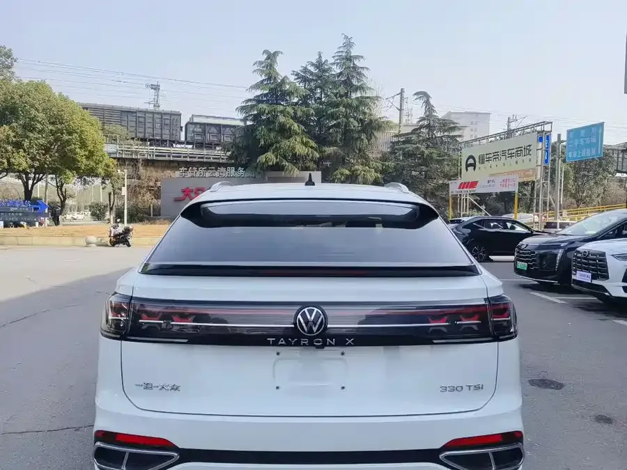 Volkswagen Tayron X Tanyue X 2023 330TSI 2WD Premium High-Energy Edition 2023 — миниатюра 4