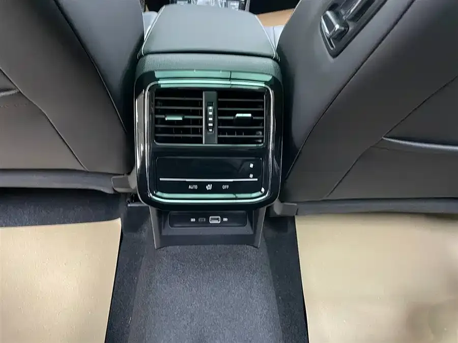 Volkswagen Passat New Energy Passat New Energy 2023 430PHEV Hybrid Elite Edition 2024 — миниатюра 5