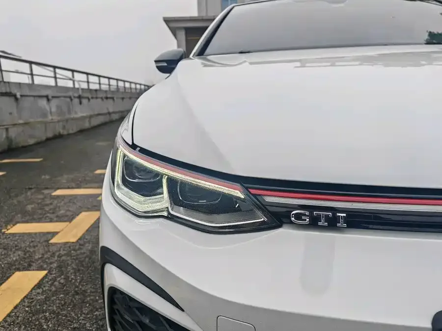 Volkswagen GOLF GTI Golf GTI 2023 380TSI DSG GTI 2023 — миниатюра 5