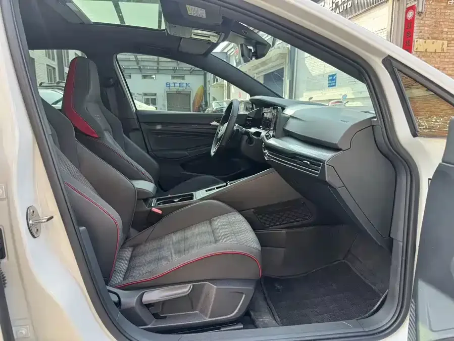 Volkswagen GOLF GTI Golf GTI 2023 380TSI DSG GTI 2024 — миниатюра 4