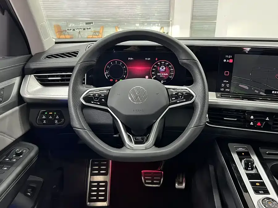 Volkswagen Tavendor 2024 Lanxun 380TSI 4WD R-Line Touring Edition 2025 — миниатюра 3