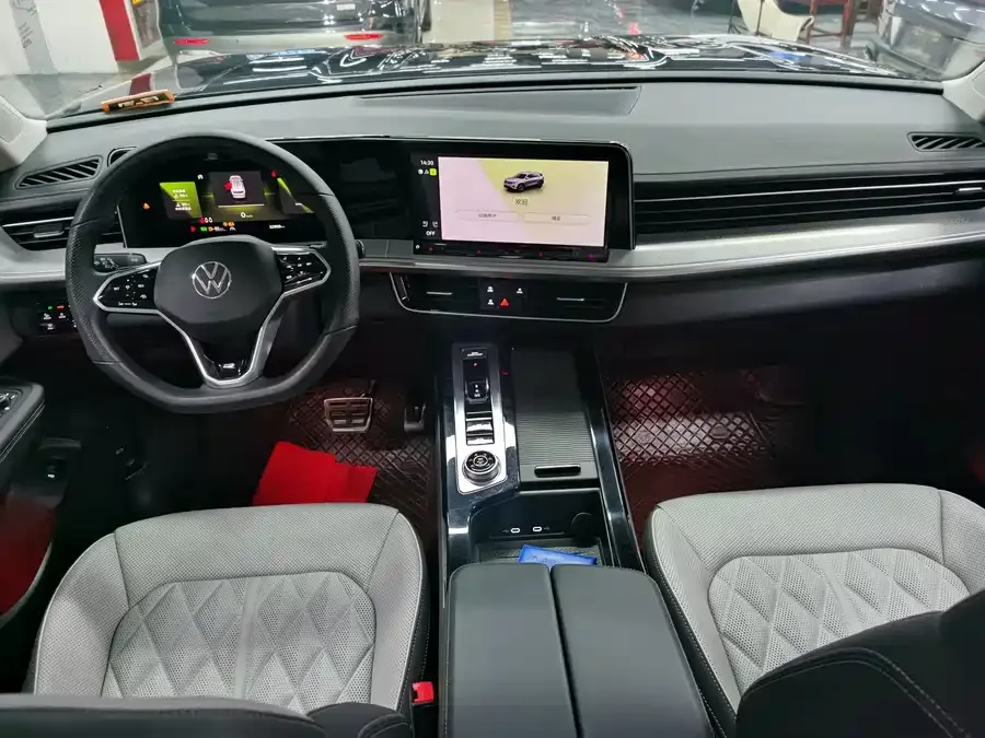 Volkswagen Tavendor 2024 Lanxun 380TSI 4WD R-Line Touring Edition 2024 — миниатюра 2