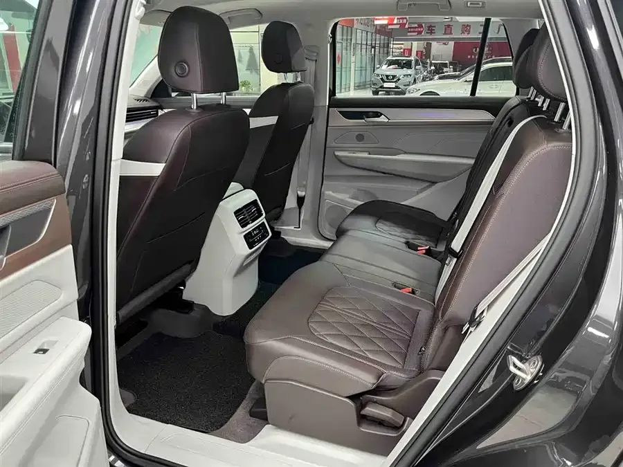 Volkswagen Tavendor 2023 Lanxun 380TSI 4WD R-Line Touring Edition 2023 — миниатюра 4