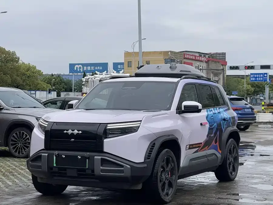 BYD Leopard Titanium 3 Titanium 3 2025 501KM 4WD Drone Version 2025 — фото 1, купить с доставкой в Москву