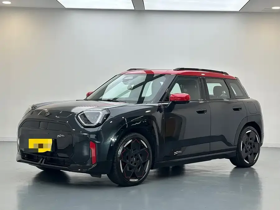 MINI electric JCW ACEMAN 2025