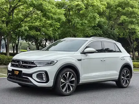 Volkswagen T-Roc 2023 купить в Москве