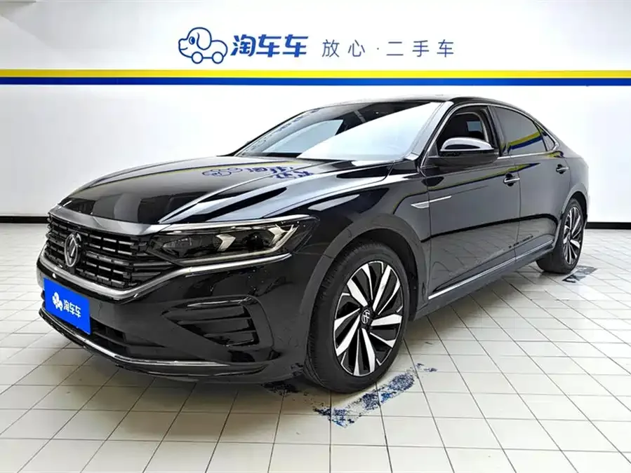 Volkswagen Passat Passat 2023 facelift 330TSI Elite Edition 2023 — фото 1, купить с доставкой в Москву
