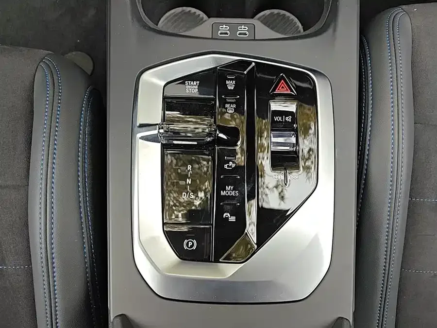 BMW M235L 2025 M235L 2025 — миниатюра 2