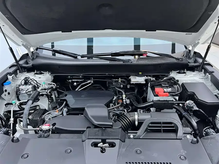 Honda CR-V 2024 240TURBO 2WD Front Edition 5 Seaters 2024 — миниатюра 3