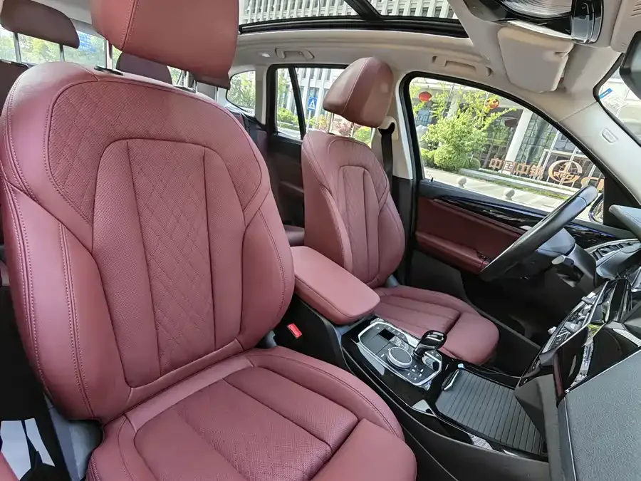 BMW X3 2022 xDrive25i M Sport Package 2023 — миниатюра 4
