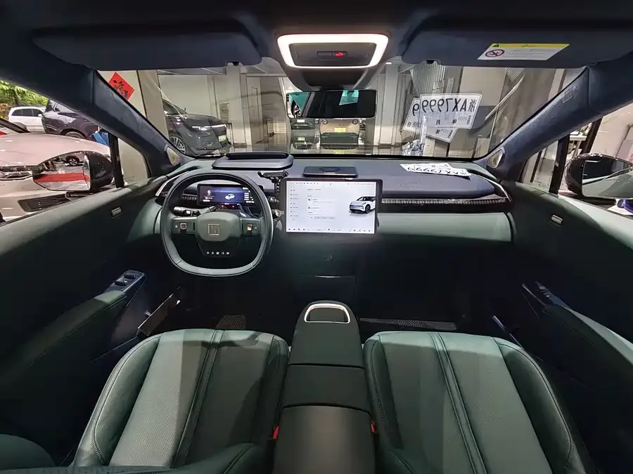 Zeekr X Zeekr X 2023 4WD YOU Edition 4 Seaters 2023 — миниатюра 4