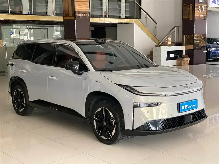 Toyota BZ3X Bozhi 3X 2025 520 Pro+ LiDAR Edition 2025 — миниатюра 3